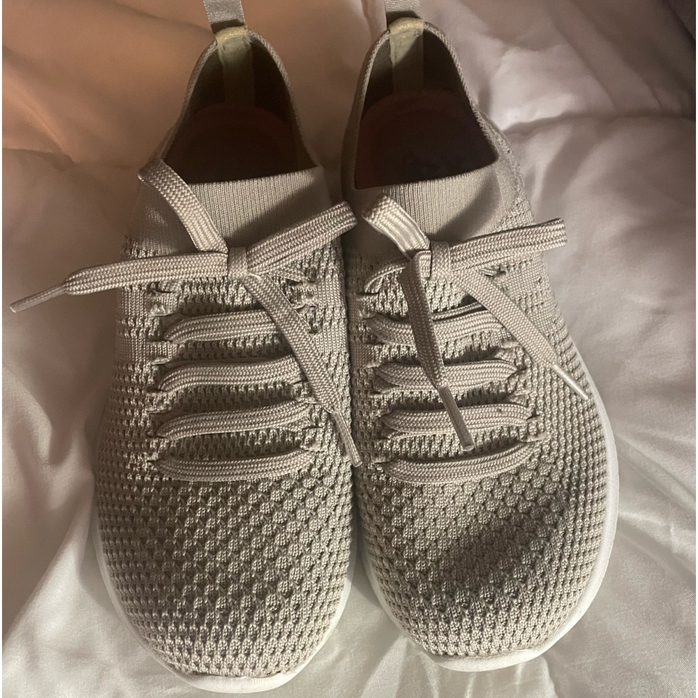Sketchers tennis